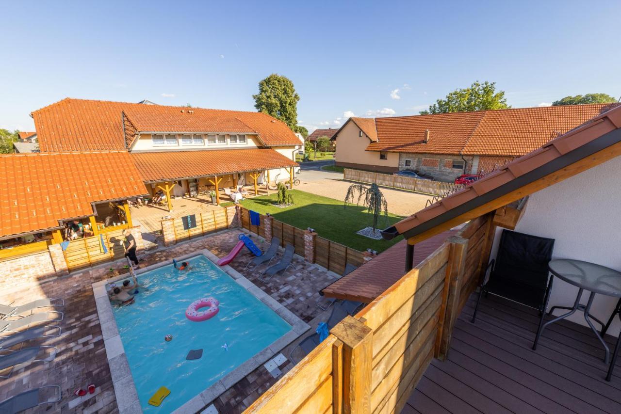 Apartments Galunder Veržej Eksteriør billede