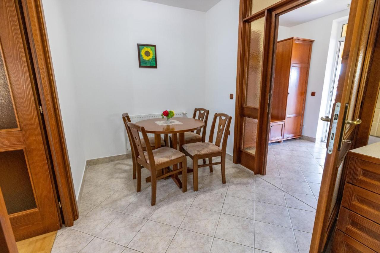 Apartments Galunder Veržej Eksteriør billede