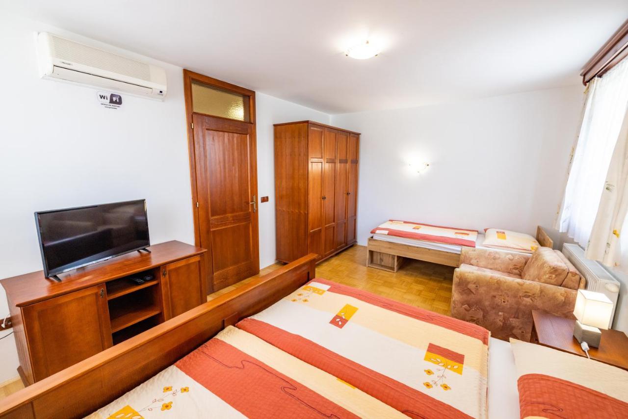 Apartments Galunder Veržej Eksteriør billede