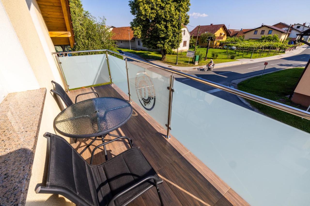 Apartments Galunder Veržej Eksteriør billede